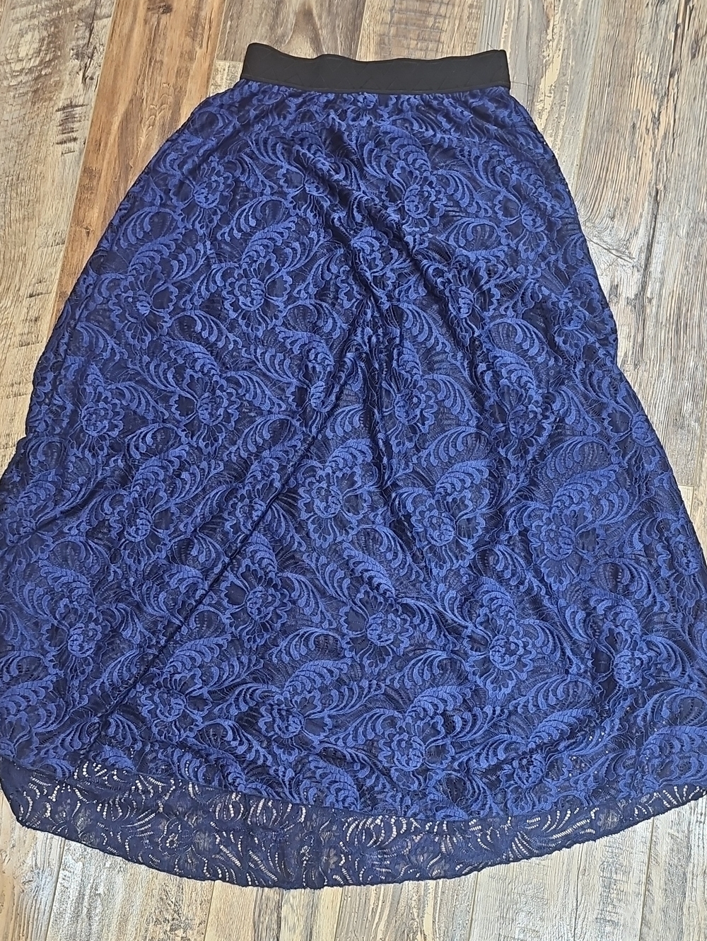 LuLaRoe Lucy Skirt - Navy Lace